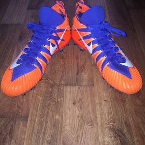 Nike Alpha Menace Elite Football Cleats